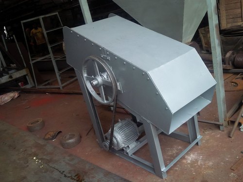 Industrial Ice Crusher Machine Fabricated at Vatva GIDC Ahmedabad by JMEF
